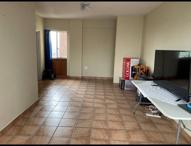 2 BEDROOM APARTMENT RENTED IN PINETOWN CENTRAL